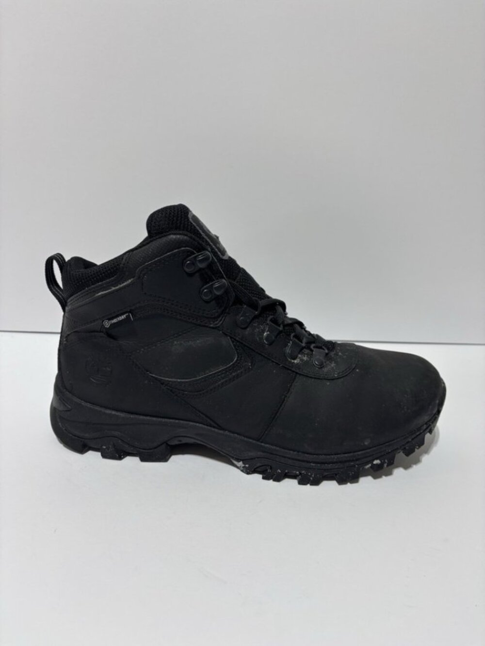 Timberland Men’s Mt. Maddsen Mid Waterproof Hiking Boots, Size 11.5 Wide